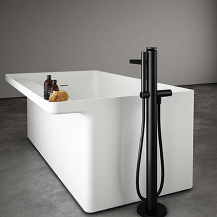 Напольный смеситель для ванны с ручным душем, на 2 отв., высота: 82.8 см, излив: 48 см, цвет: черный арт. ASEN0977N Agape Sen